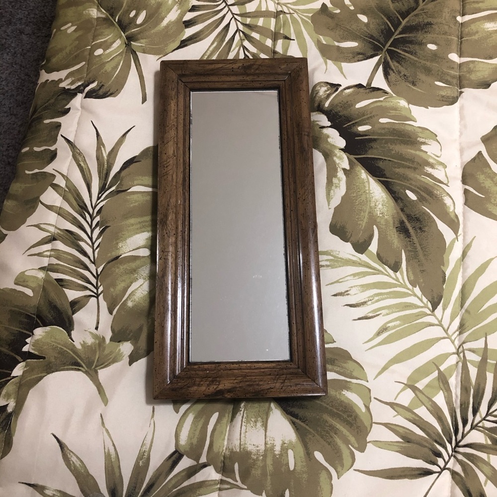 Antique accent mirror